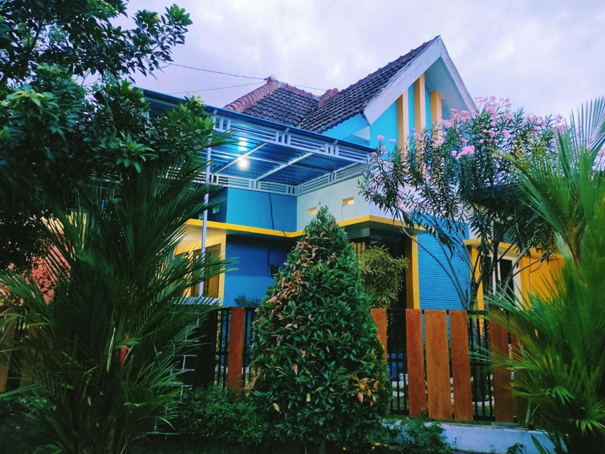 Omah Mendut Homestay Banyuwangi  Bagian luar foto